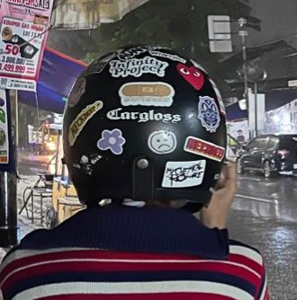 Foto laporan Helm Cargloss hitam ori (PC0008)