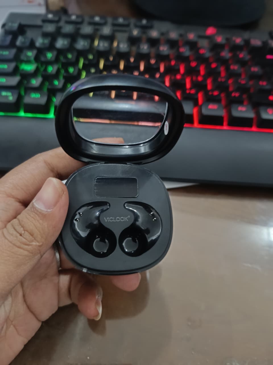 Foto laporan Case TWS merk VICLOOK (TB1586)
