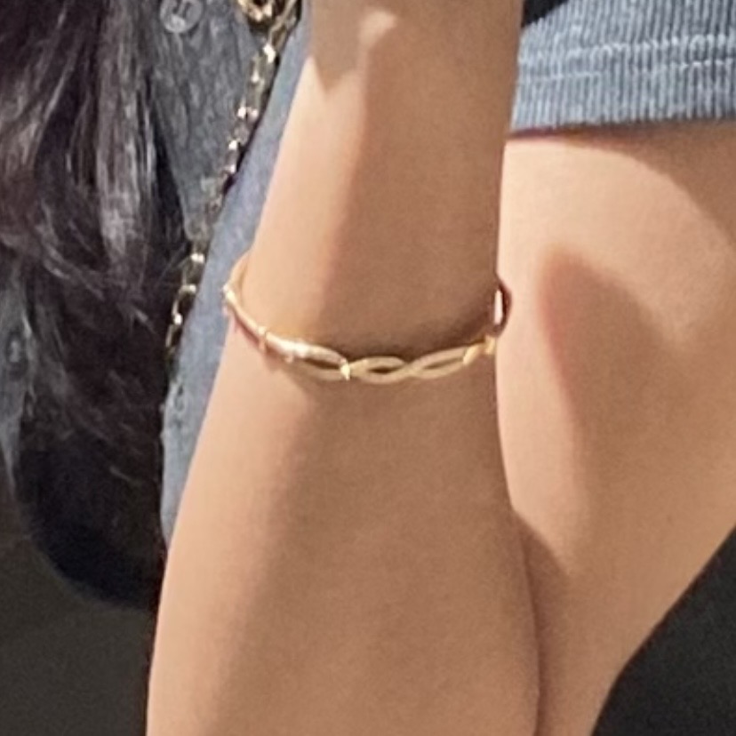 Foto laporan Gelang (HB7948)