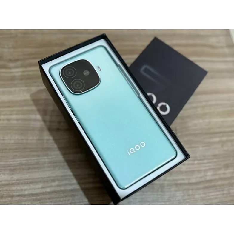 Foto laporan HP IQOO Z9 (HB7996)