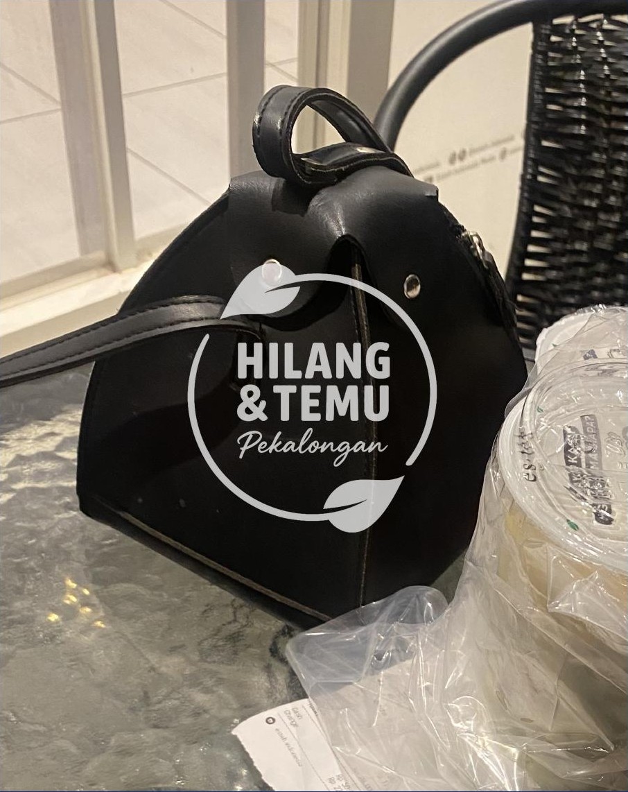 Foto laporan tas warna hitam kecil (HB7731)