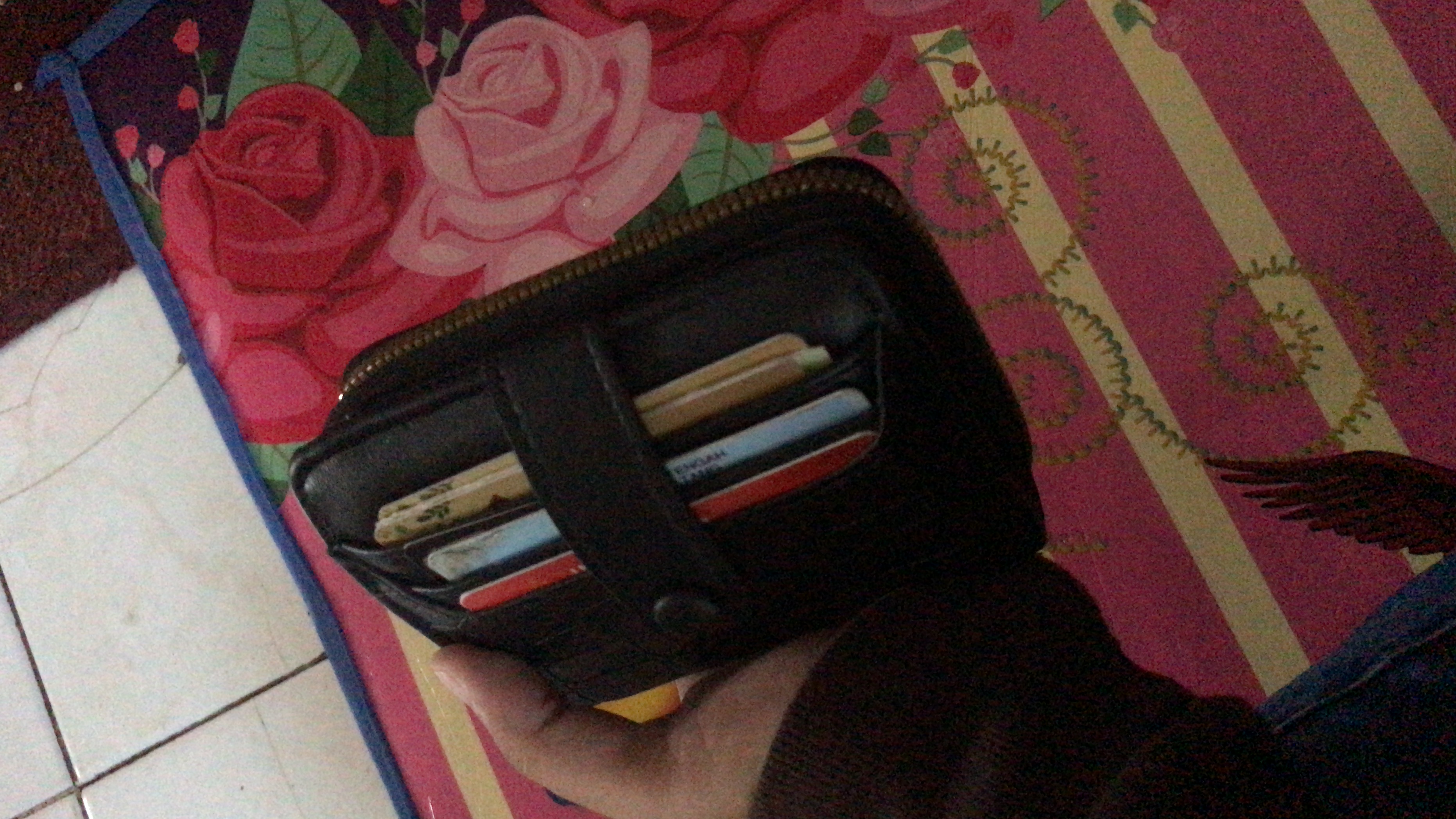 Foto laporan Dompet kartu kecil warna hitam (HB0008)
