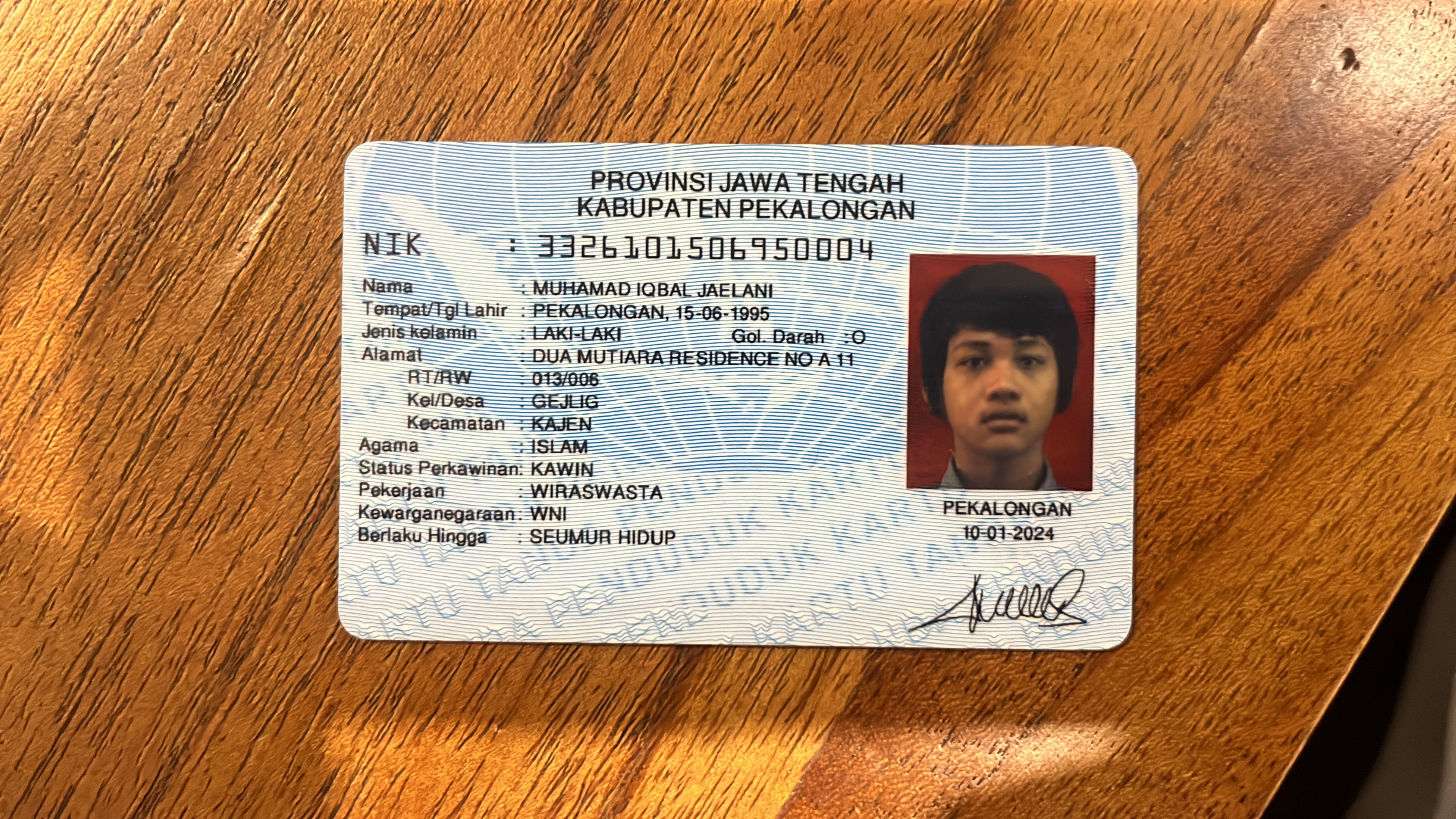 Foto laporan Dompet Warna Hitam Merk Fossil Isi STNK,KTP , NPWP,ATM dan Beberapa Kartu Lainya (HB0557)
