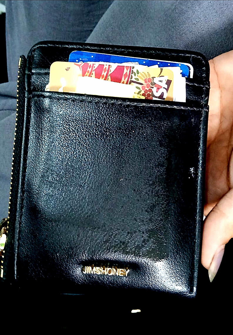 Foto laporan Dompet Wanita (HB0977)