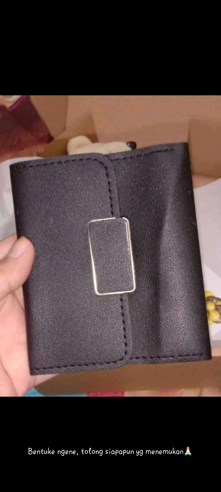 Foto laporan Dompet kecil warna hitam (HB1049)
