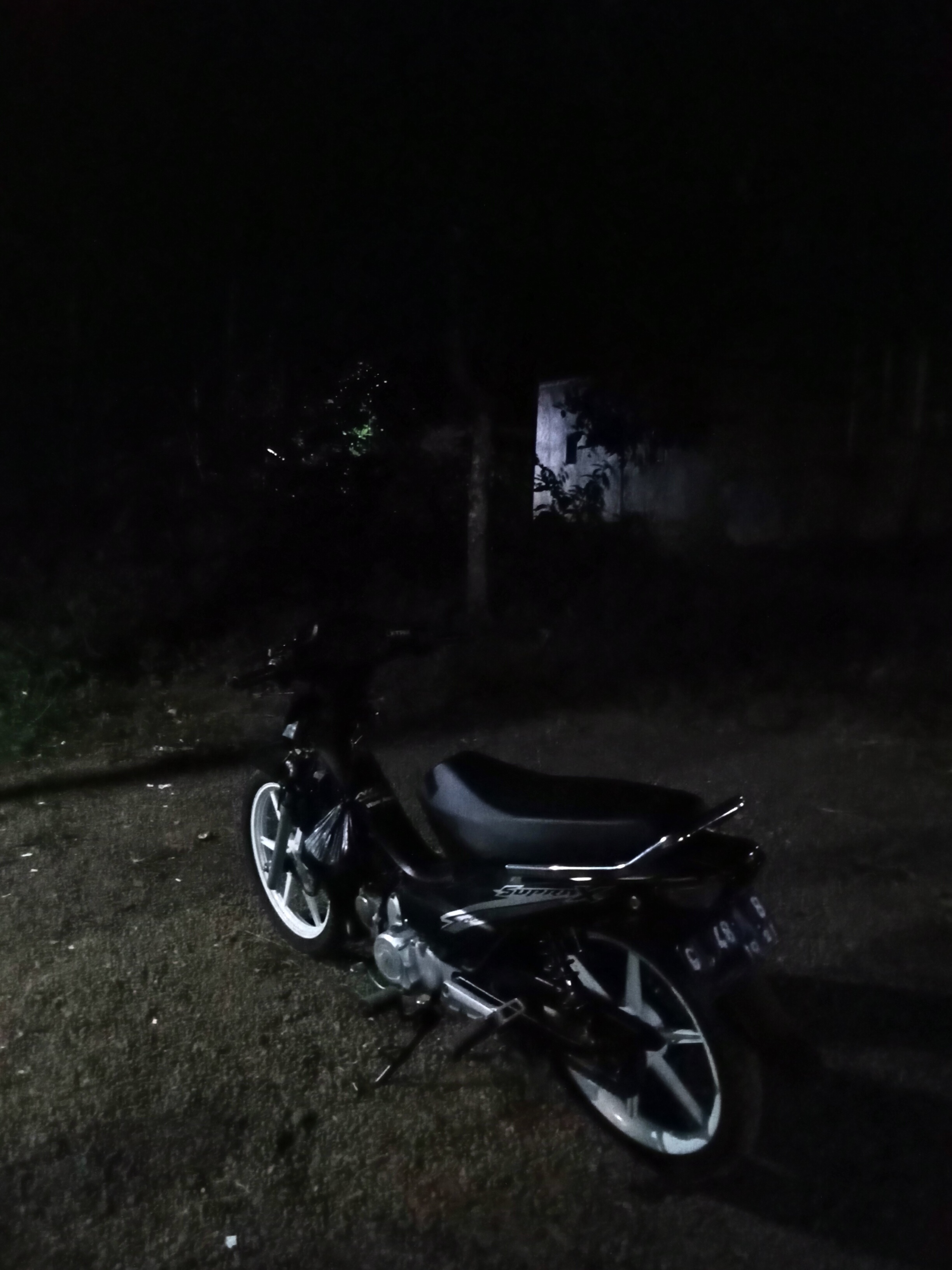 Foto laporan Plat nomor polisi kendaraan (HB1103)