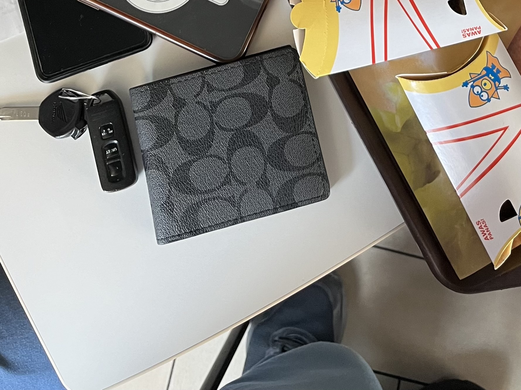 Foto laporan dompet (HB1297)