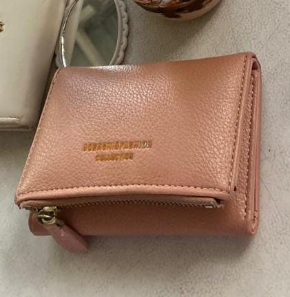 Foto laporan dompet cewe warna pink (HB1309)