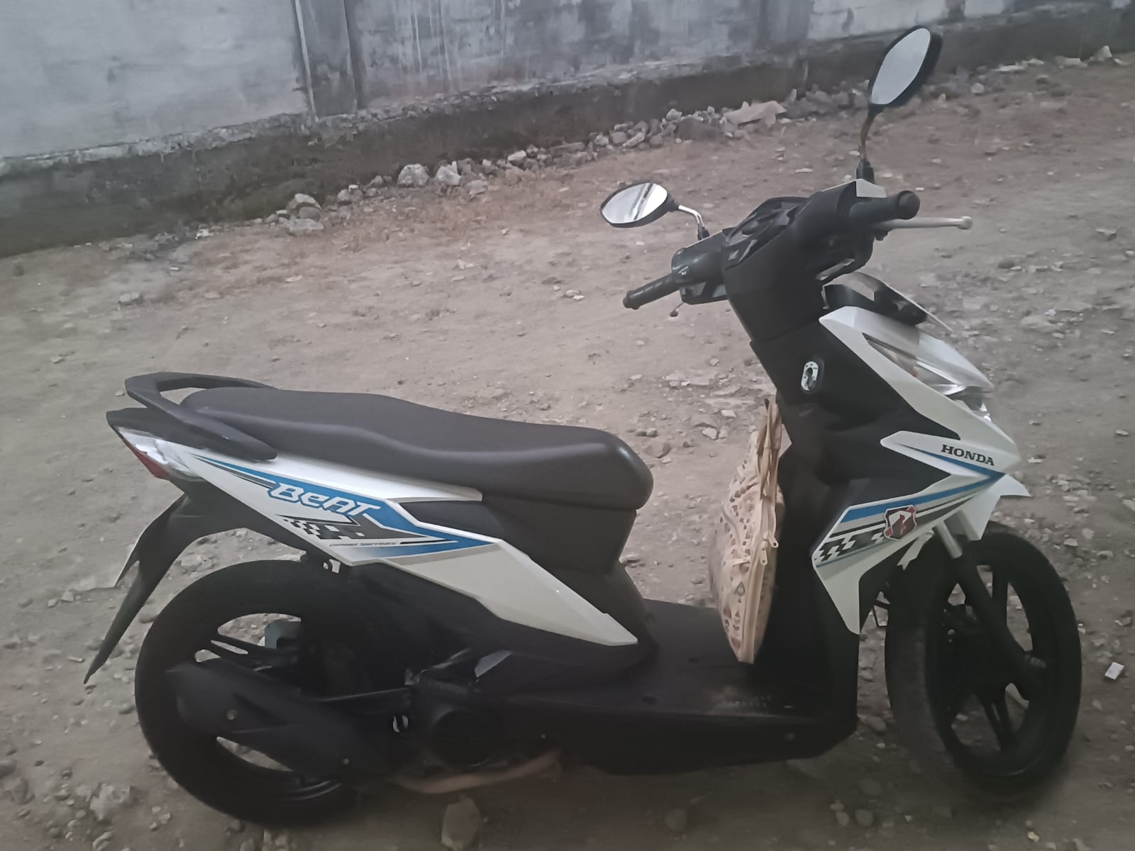 Foto laporan sepeda motor (HB1453)