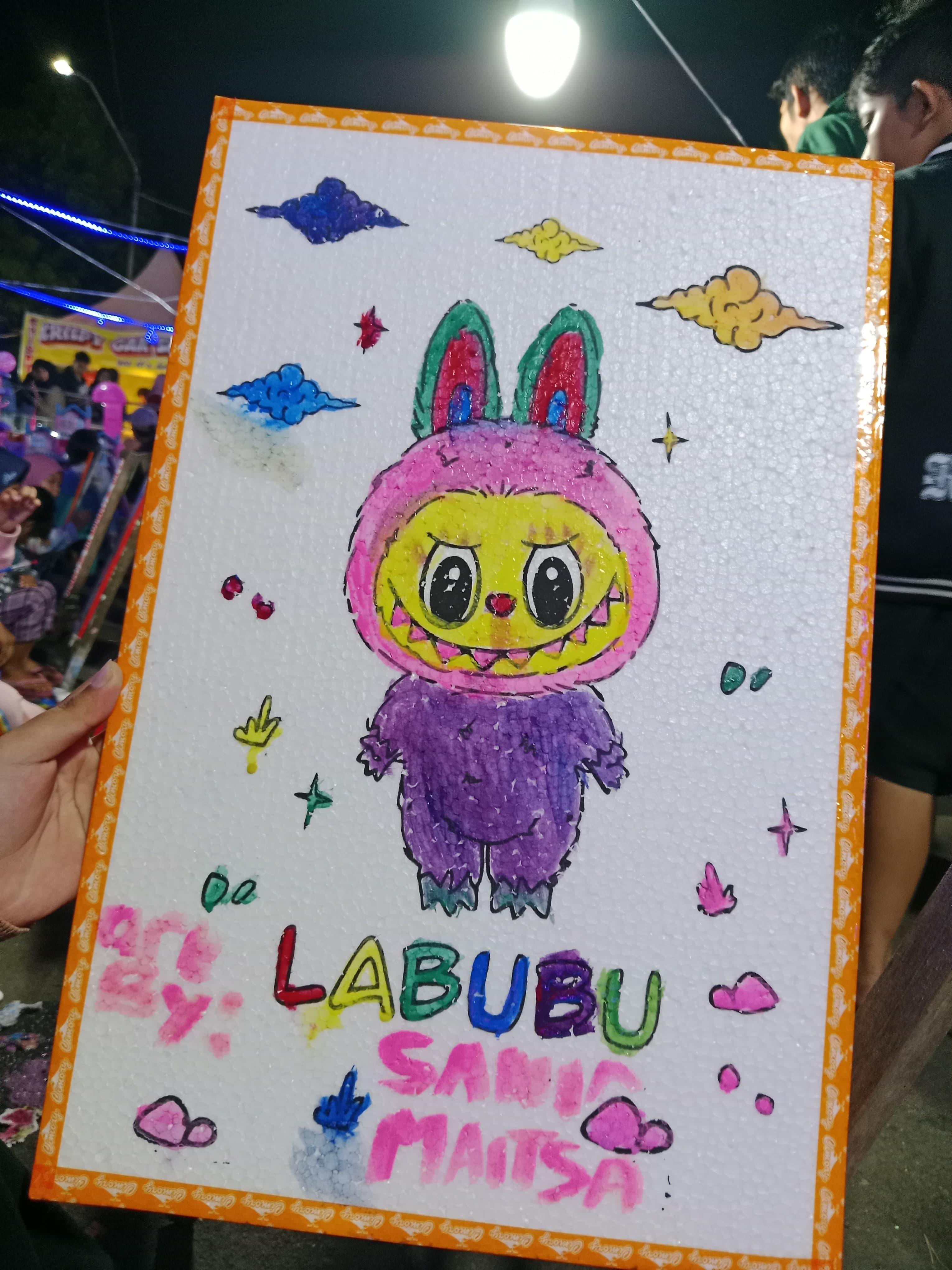 Foto laporan lukisan labubu (HB2114)