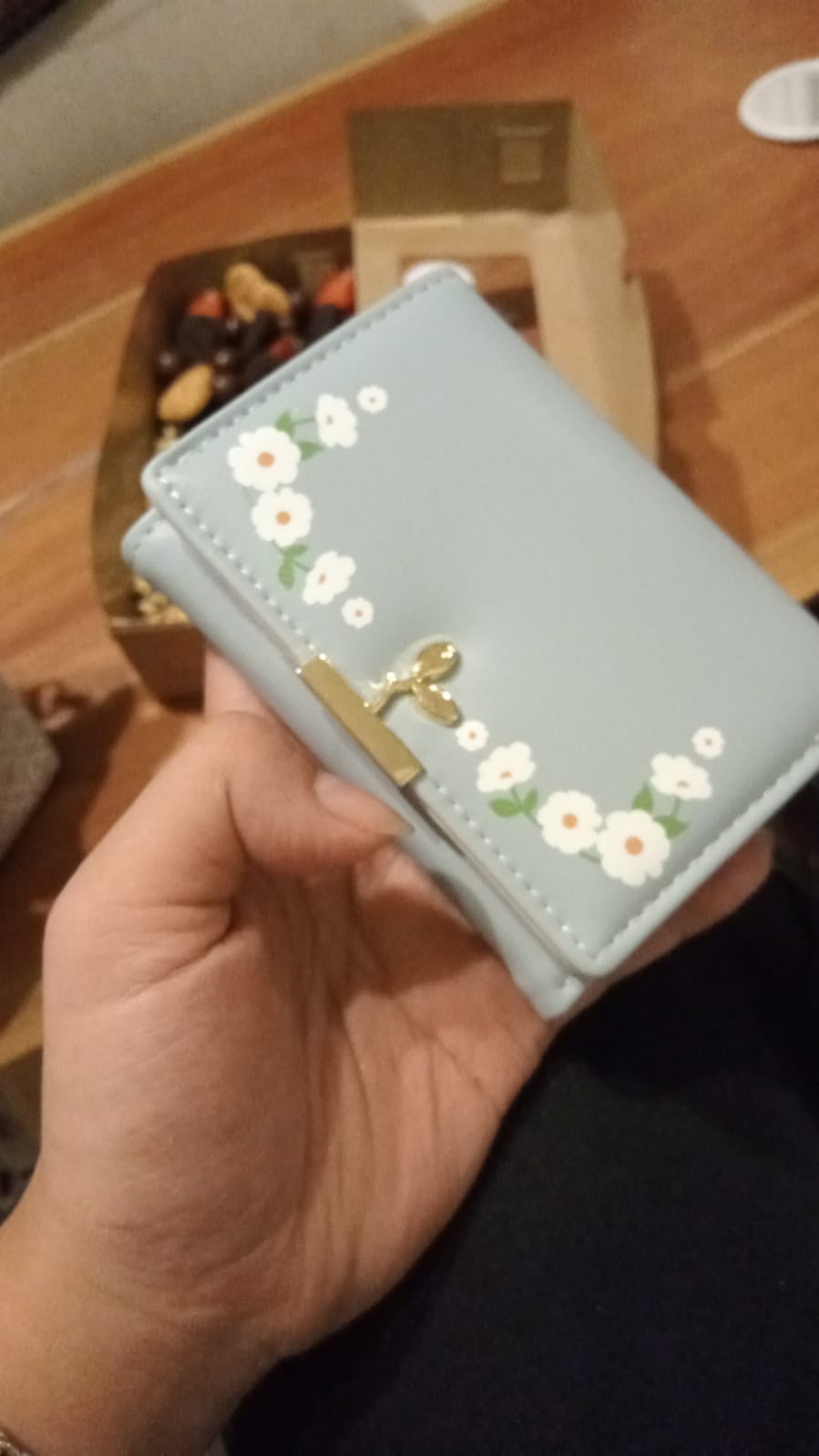 Foto laporan Dompet (HB2479)