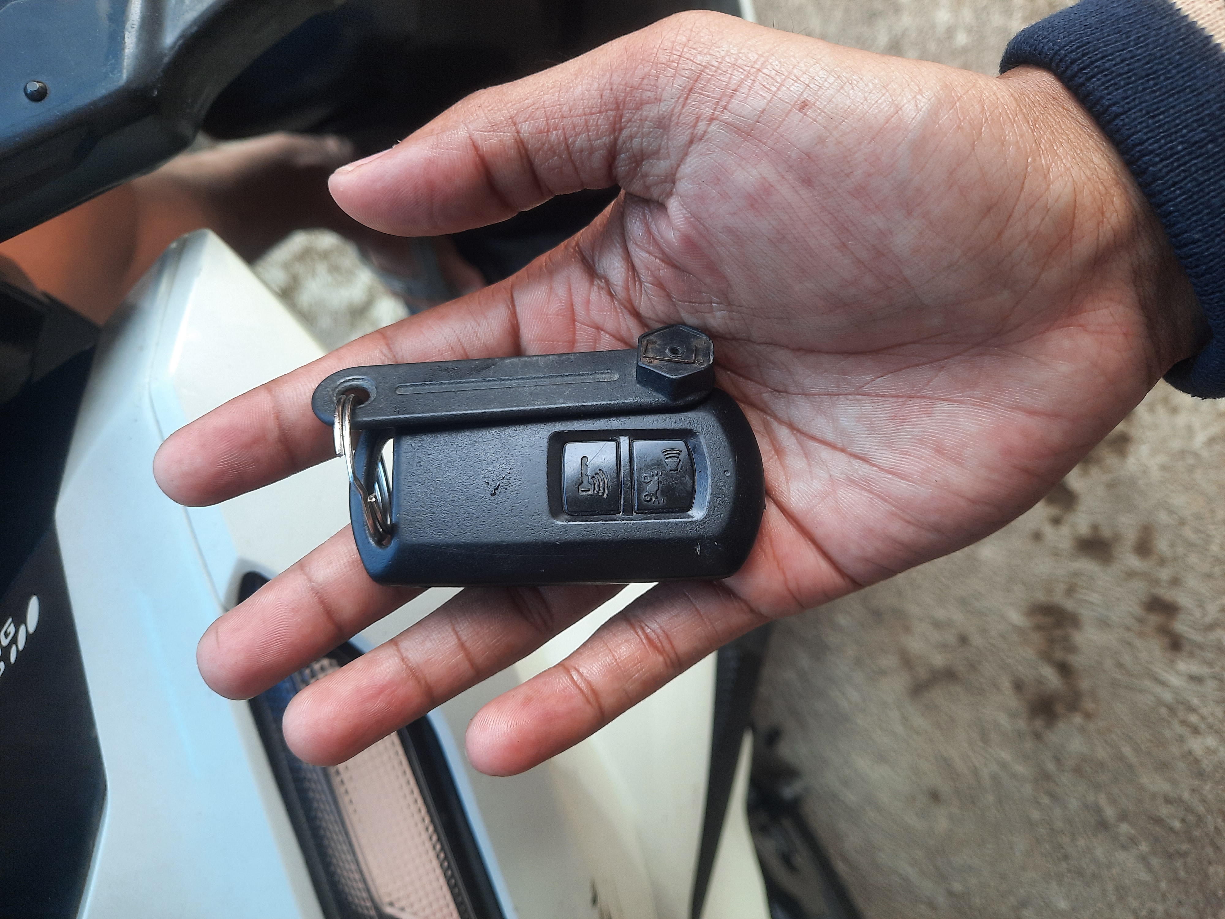 Foto laporan Kunci vario (remot) (HB2590)