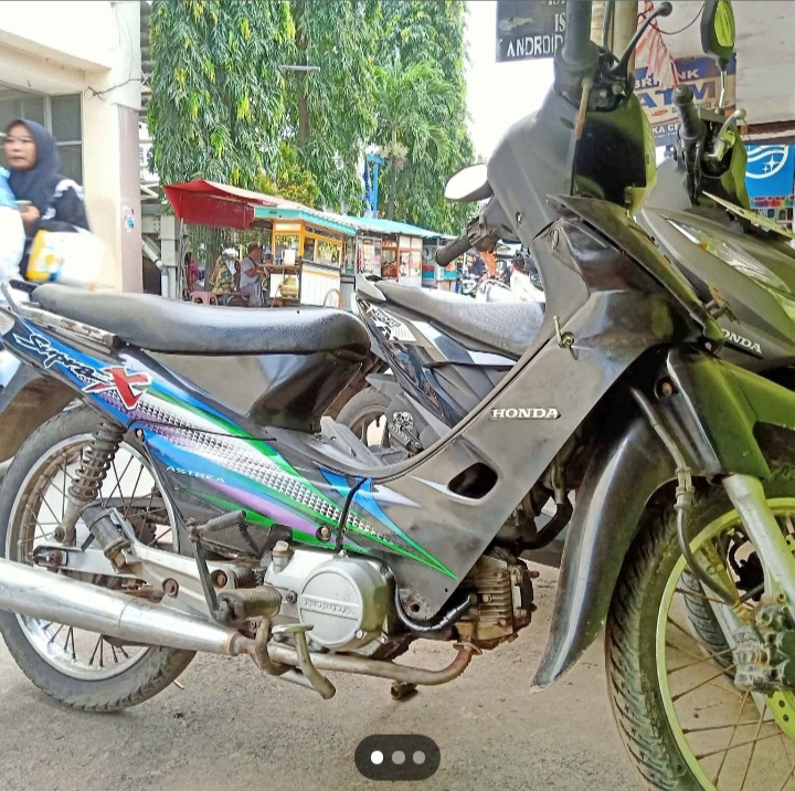 Foto laporan Motor supra x nomor plat G 4502 K (HB2643)
