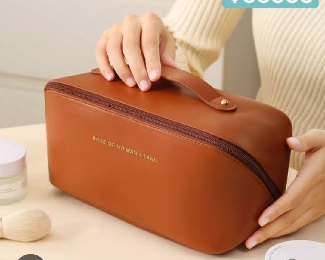 Foto laporan Tas Make Up (HB2682)