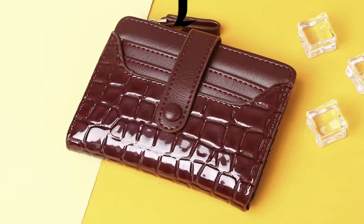 Foto laporan Dompet (HB2832)