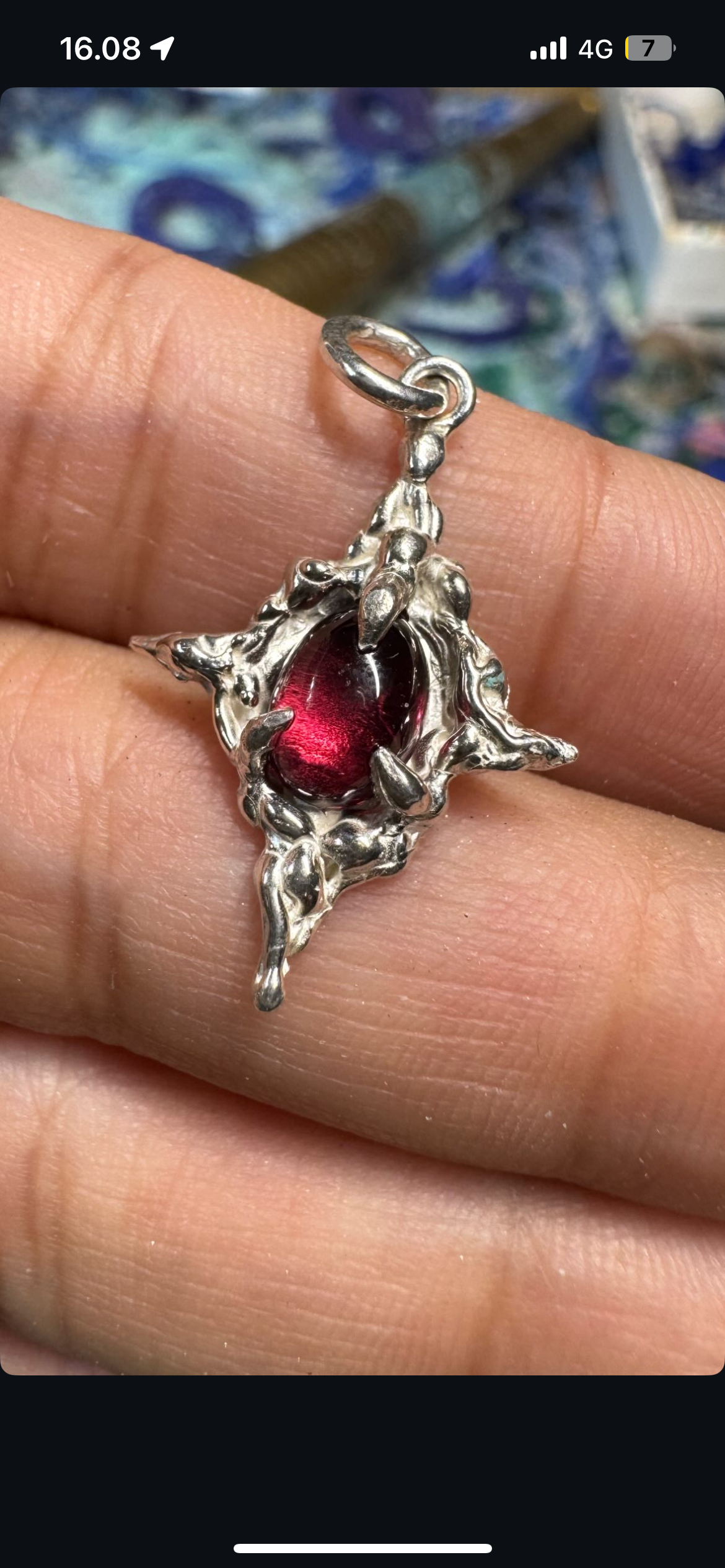 Foto laporan Kalung Liontin Merah (HB2955)