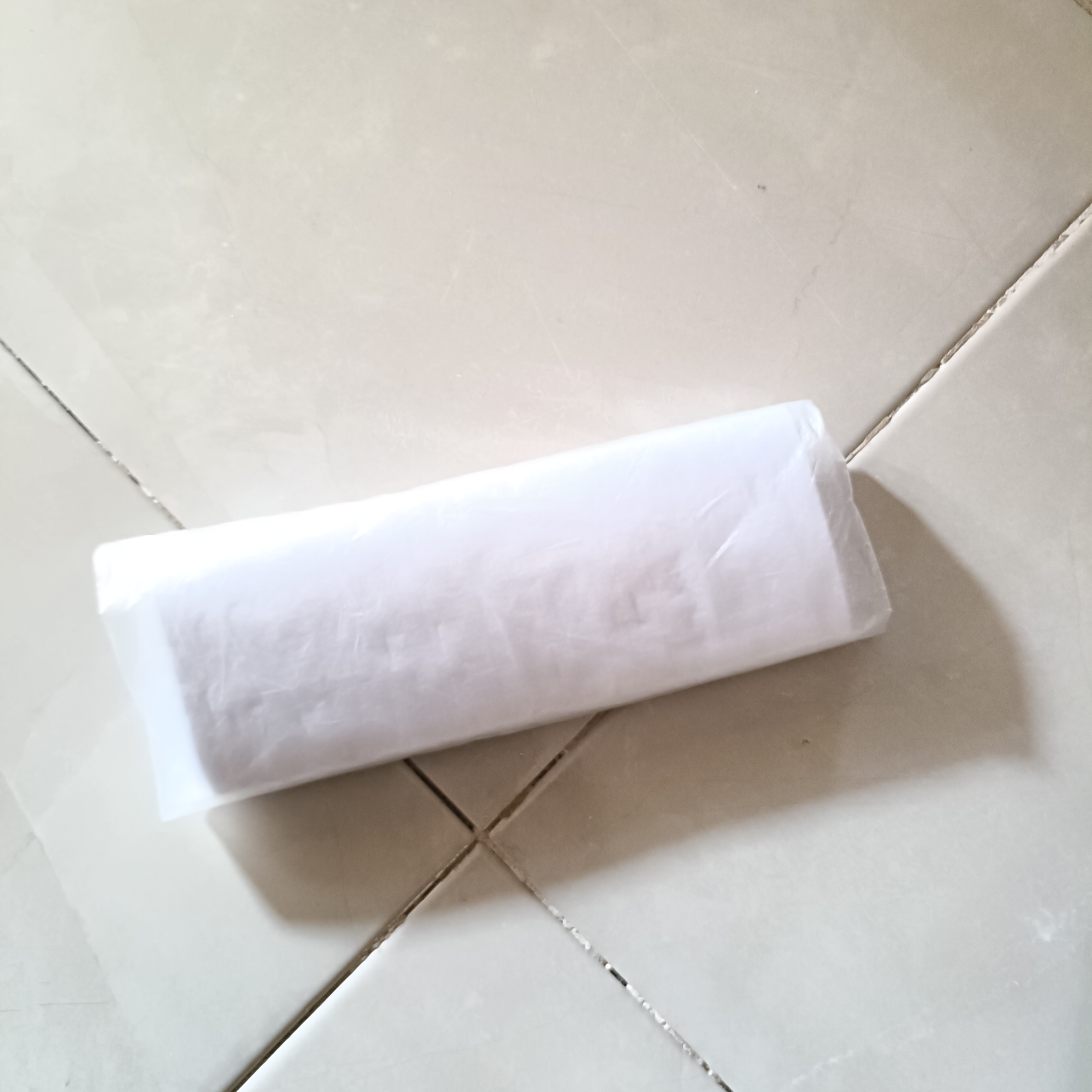 Foto laporan Bungkusan kertas, berisi surat jalan (HB3190)