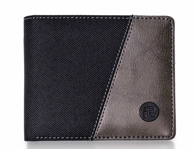 Foto laporan dompet warna hitam coklat (HB3306)