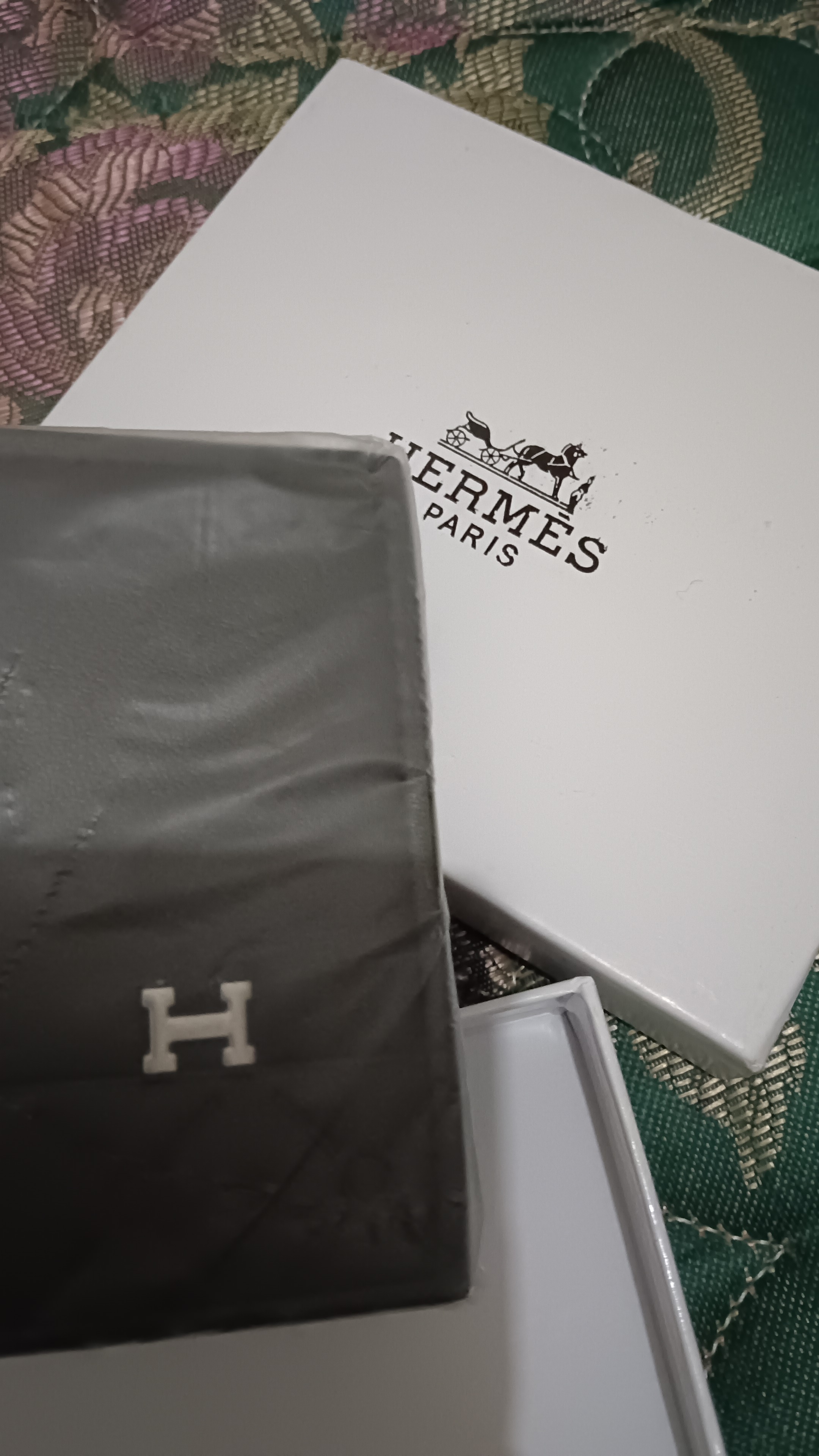 Foto laporan dompet (HB3415)