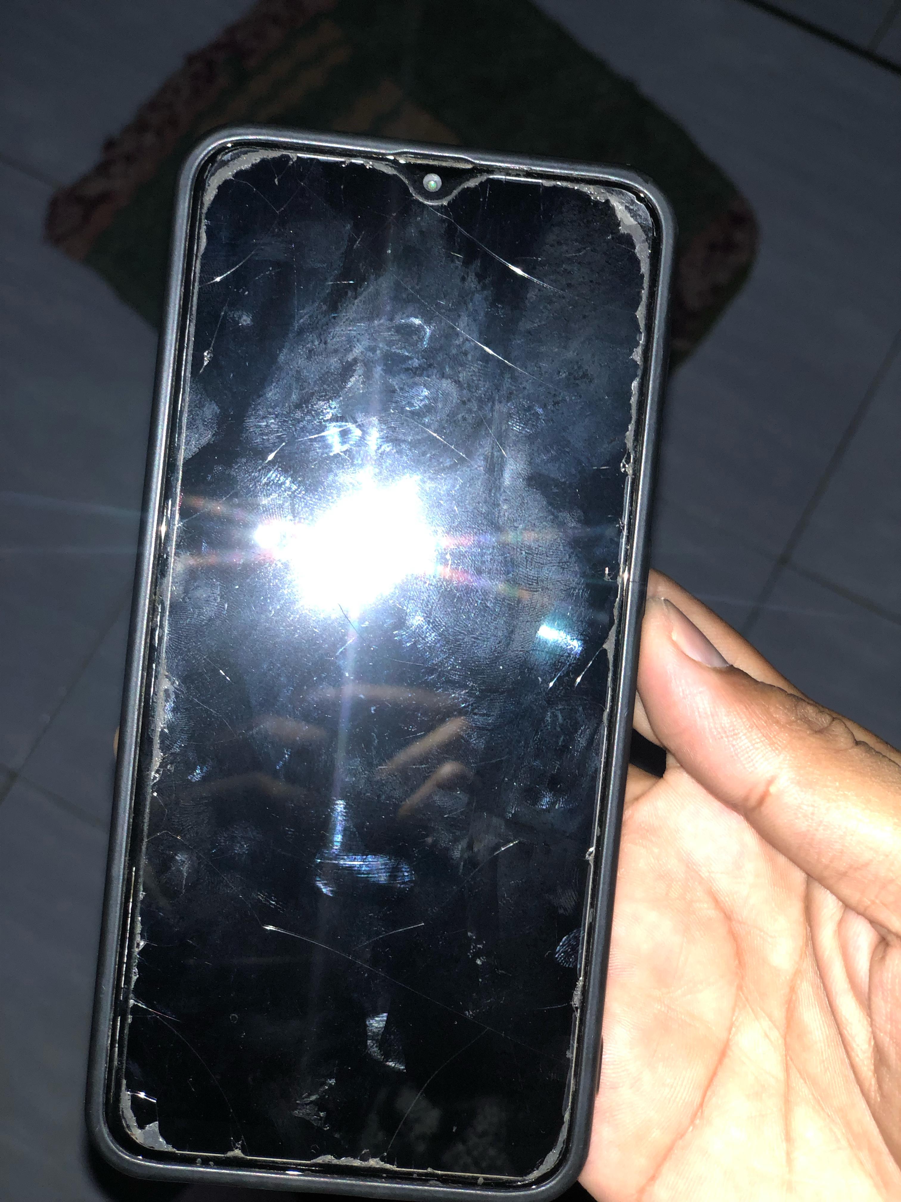 Foto laporan Hp Android Samsung M20 (HB3499)