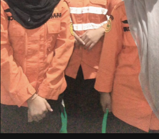 Foto laporan Kresek ungu isi Pdl Tim sar warna Orange (HB3543)