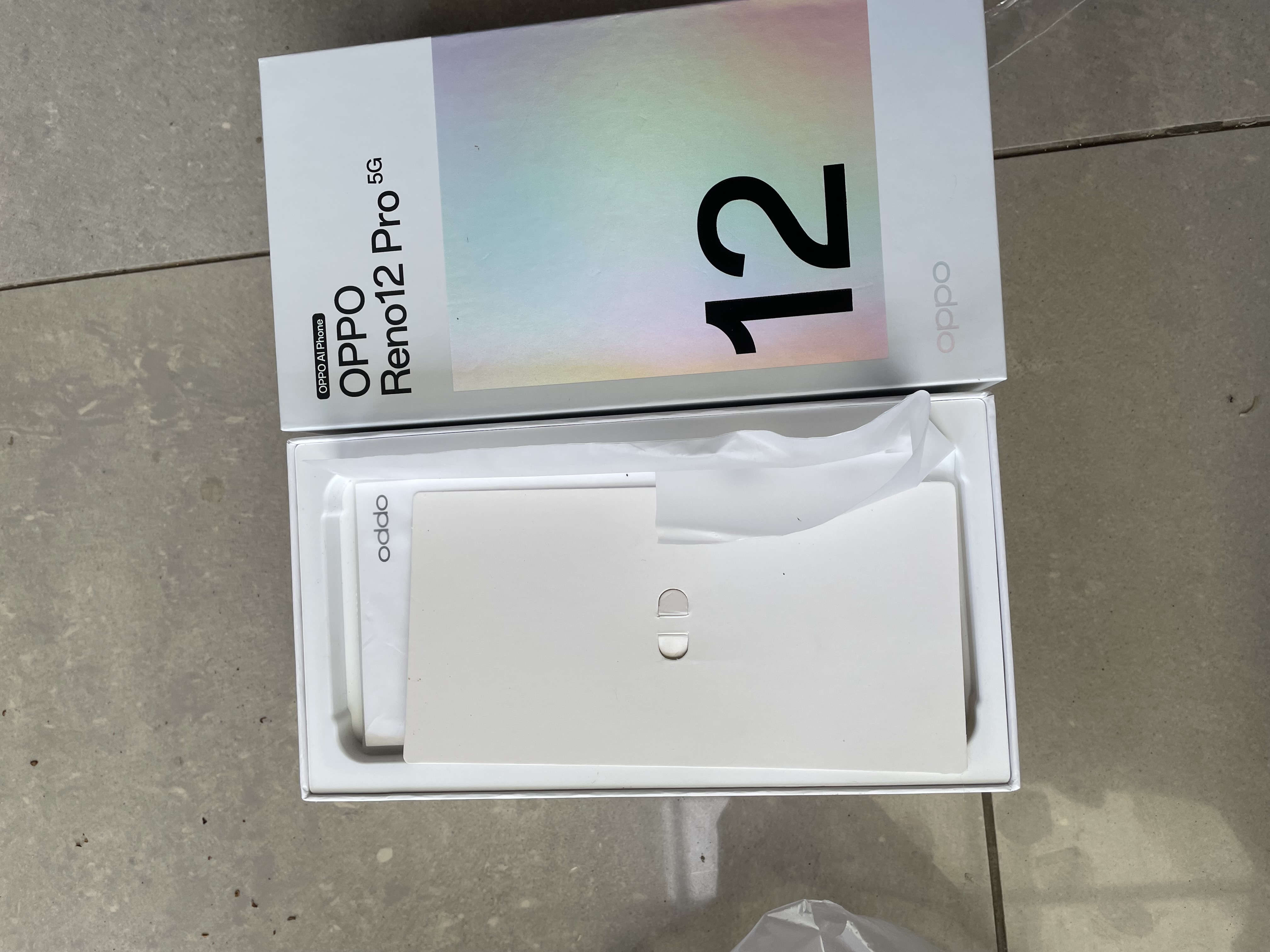 Foto laporan HP Oppo Reno 12 pro 5g (HB3561)