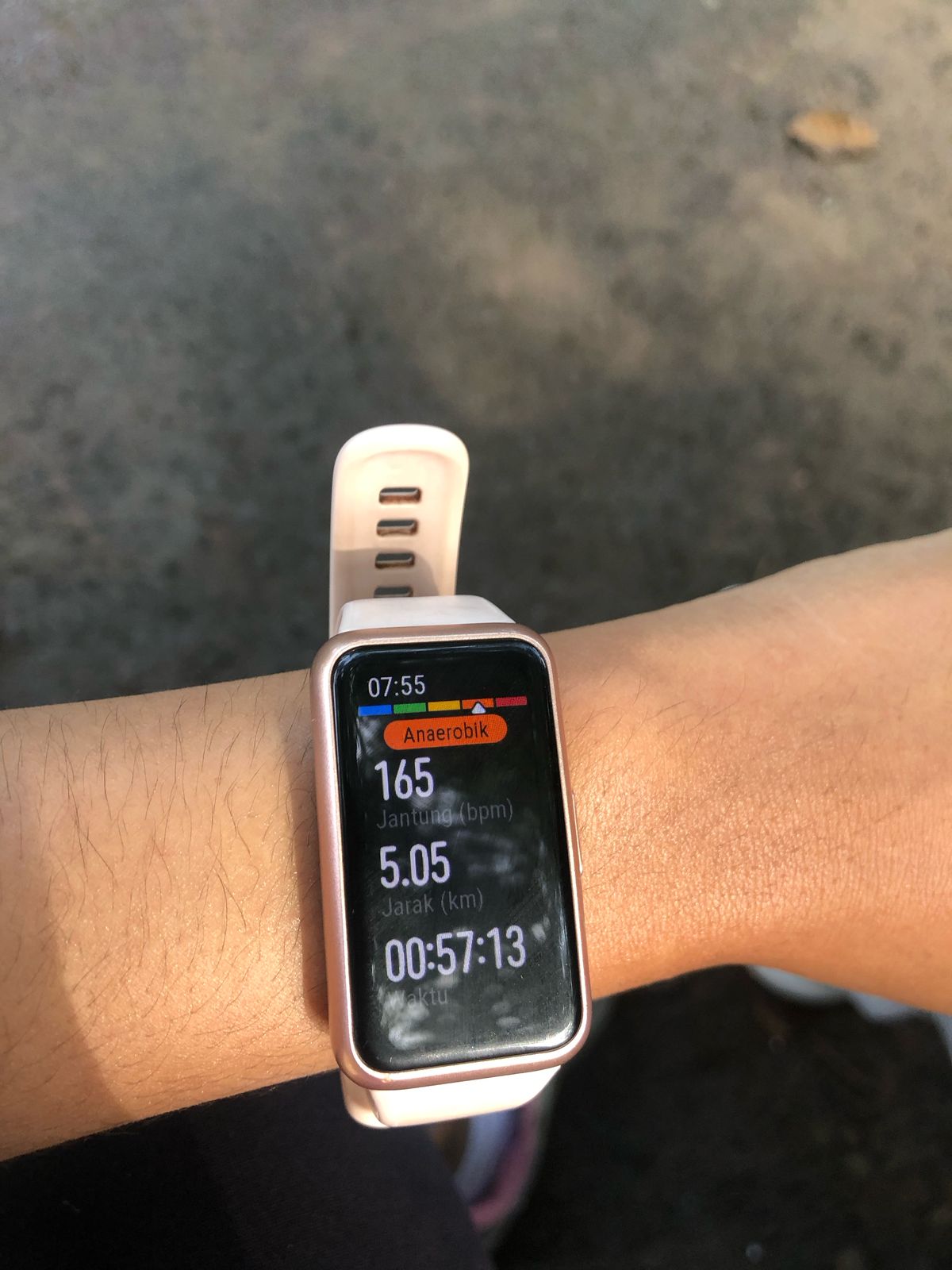 Foto laporan jam tangan HUAWEI Band 7 (HB3692)