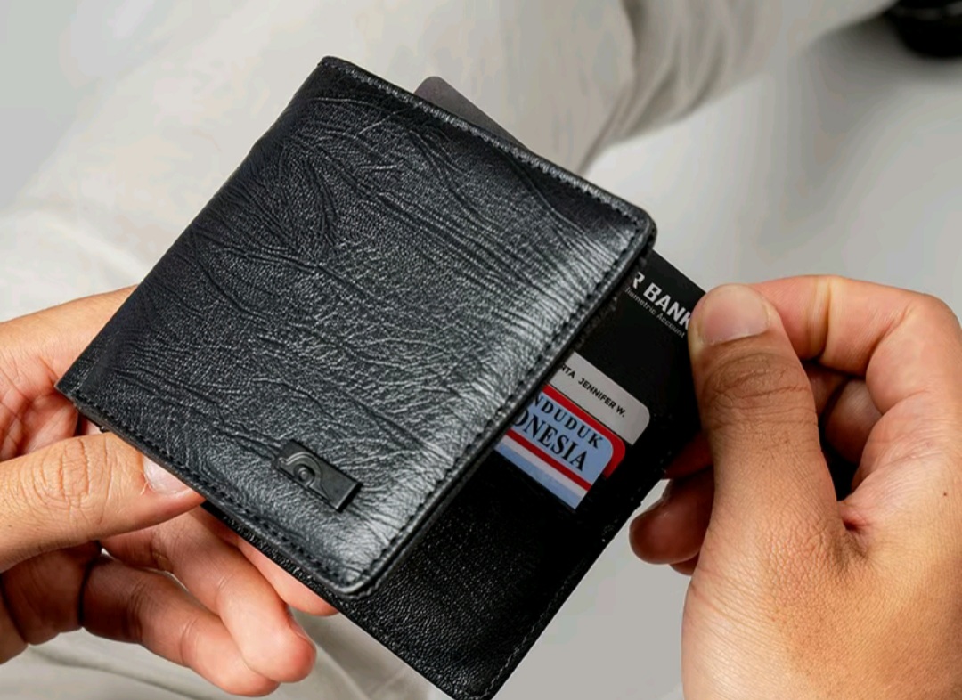 Foto laporan Dompet Hitam (HB3778)