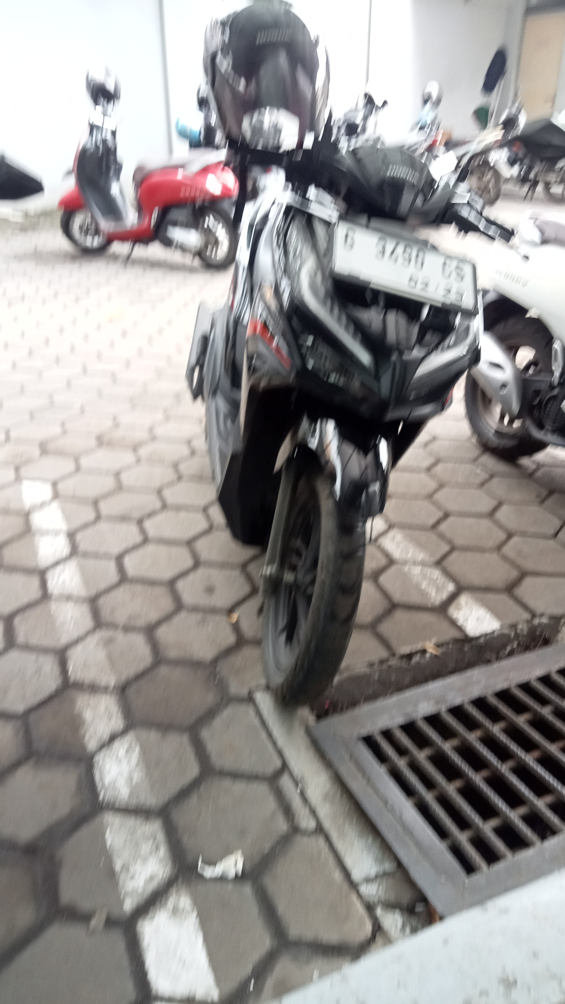 Foto laporan Motor Vario 125 (HB4451)