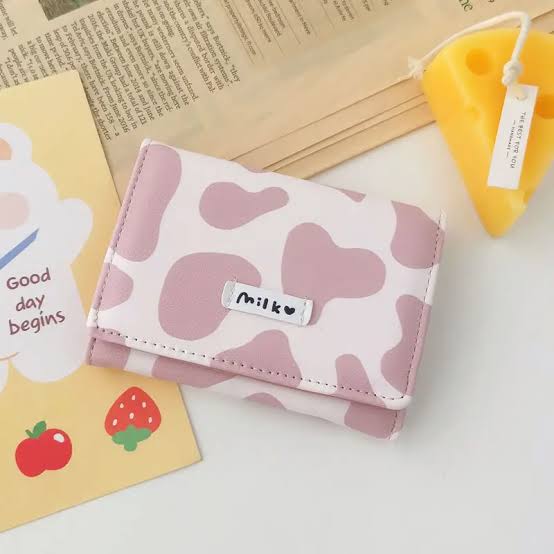 Foto laporan Dompet berwarna pink motif putih (HB4757)
