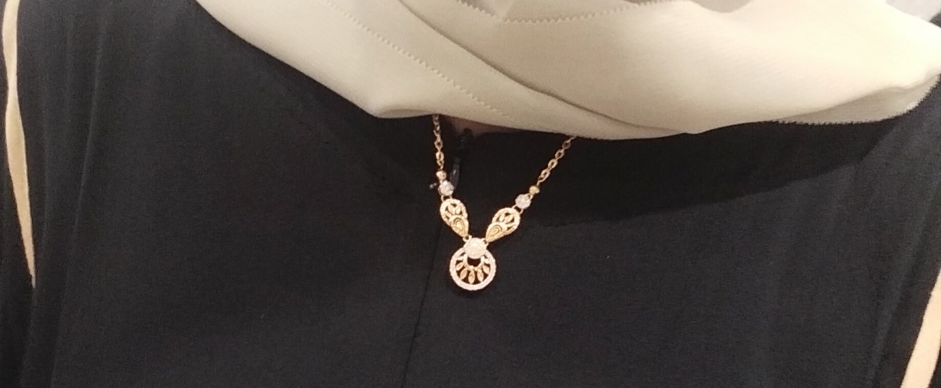 Foto laporan BAGI YANG MENEMUKAN KALUNG TSB.DAN DIKEMBALIKAN AKAN DIBERIKAN IMBALAN 1JT (HB4883)
