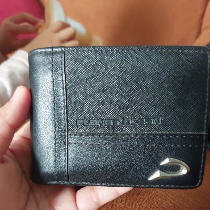 Foto laporan Dompet beserta isinya (HB5157)