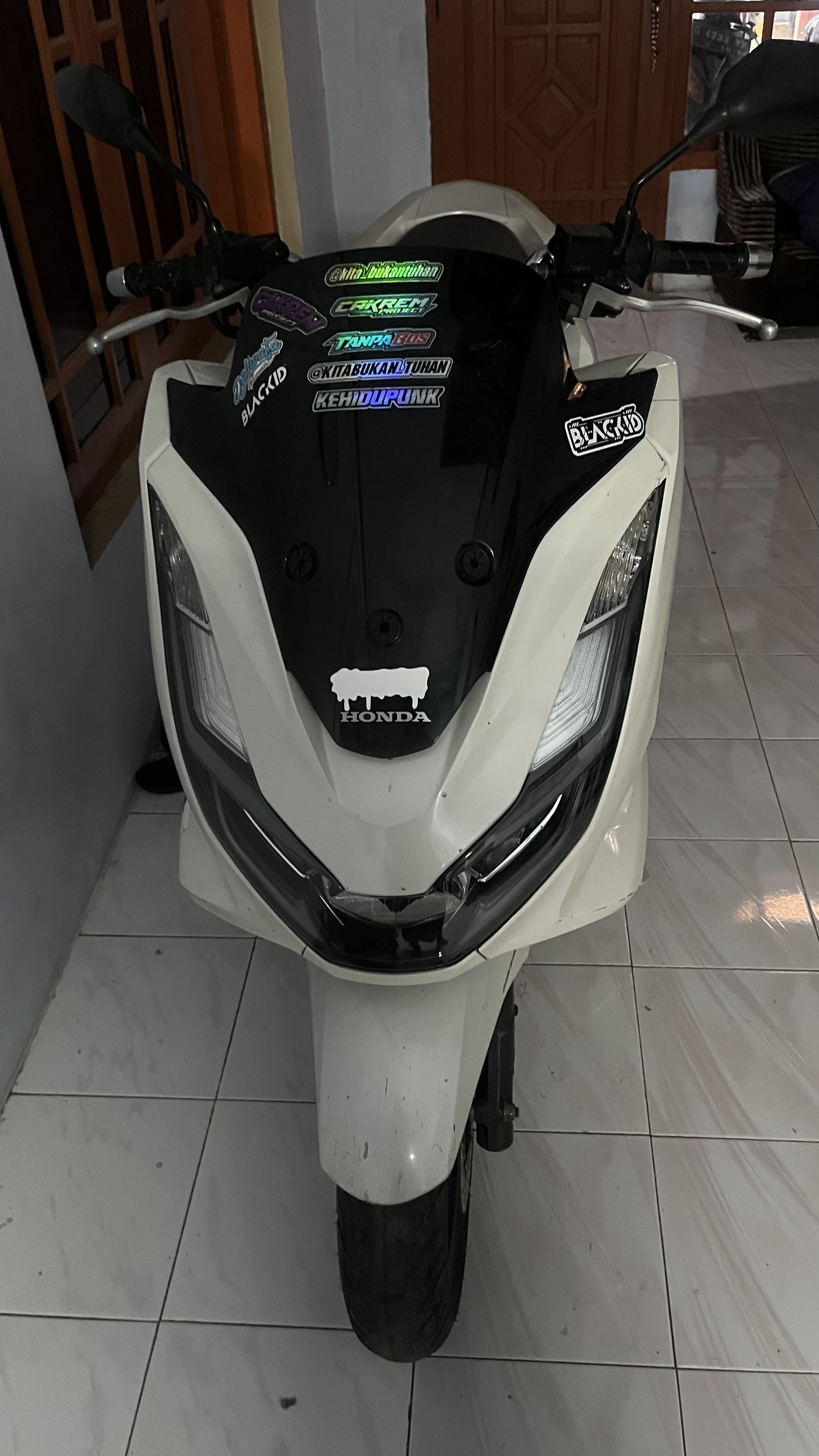 Foto laporan Tertukar (HB5194)