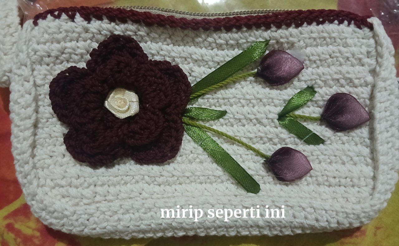 Foto laporan dompet rajut (HB5517)