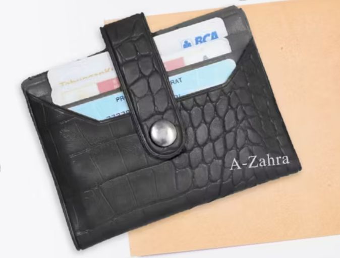 Foto laporan dompet hitam (HB5554)
