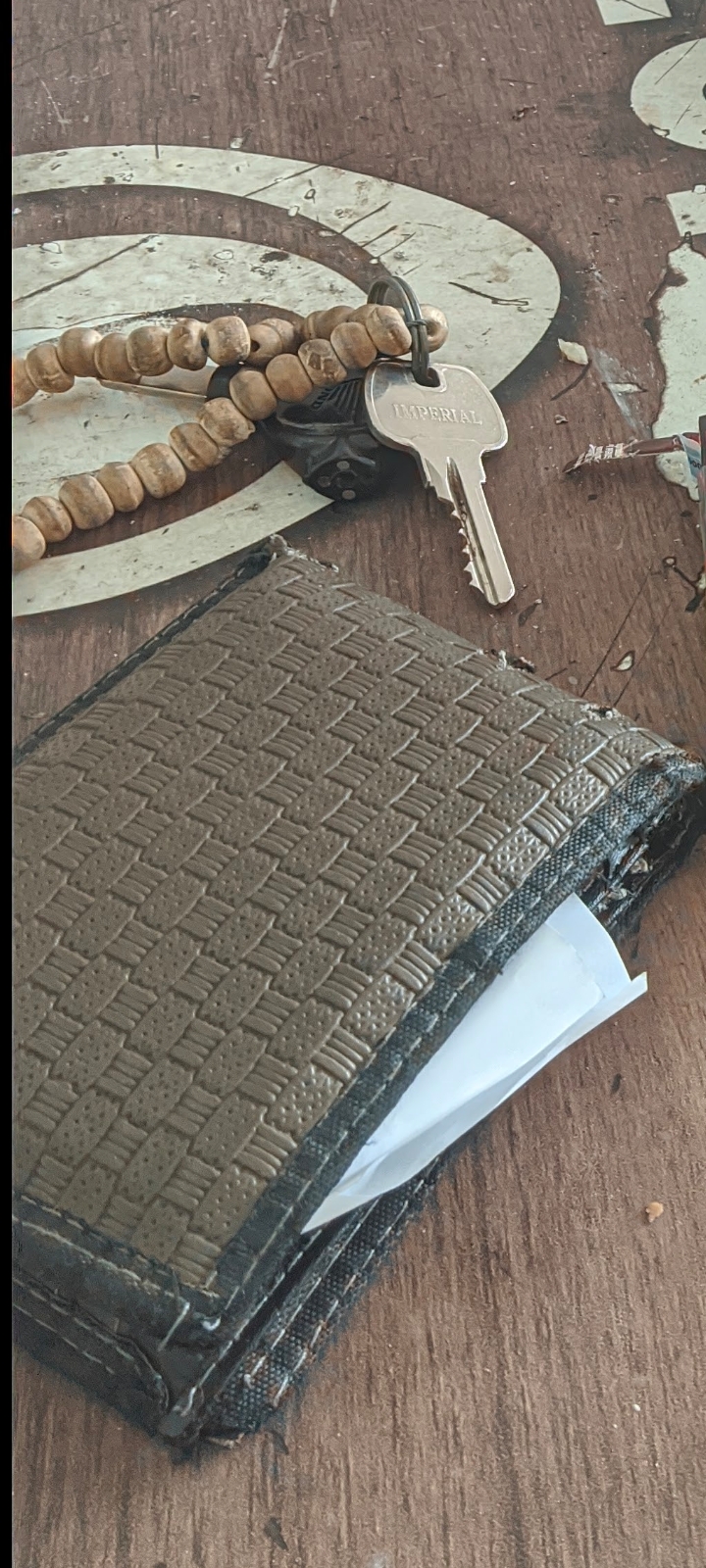 Foto laporan Dompet warna coklat (HB5904)