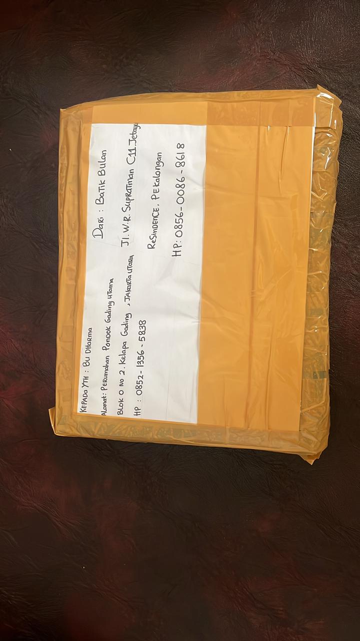 Foto laporan Paketan berisi Batik (HB6208)