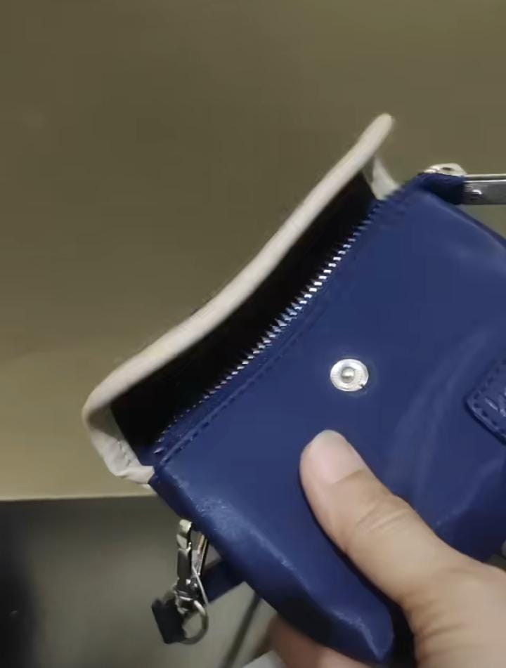 Foto laporan Dompet (HB6246)