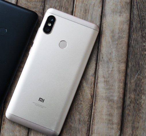 Foto laporan HP XIAOMI MI A2 GOLD (HB6369)