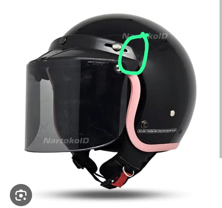 Foto laporan helm hitam glossy pinggiran garis pink (HB6488)