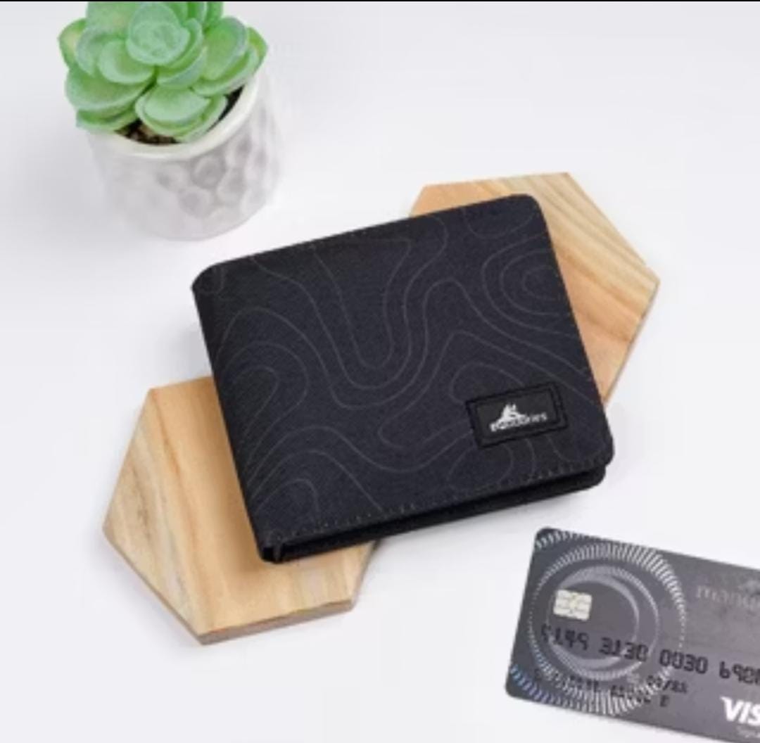 Foto laporan dompet (HB6551)