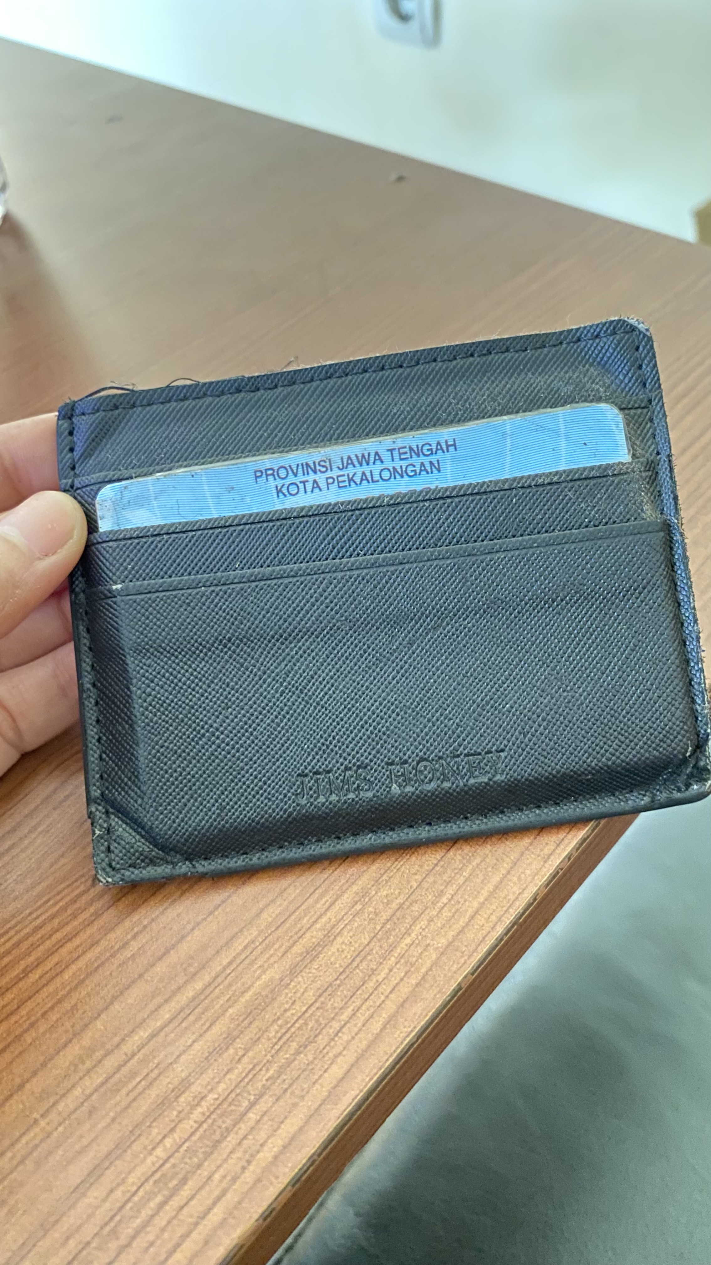 Foto laporan CARD HOLDER (HB6762)