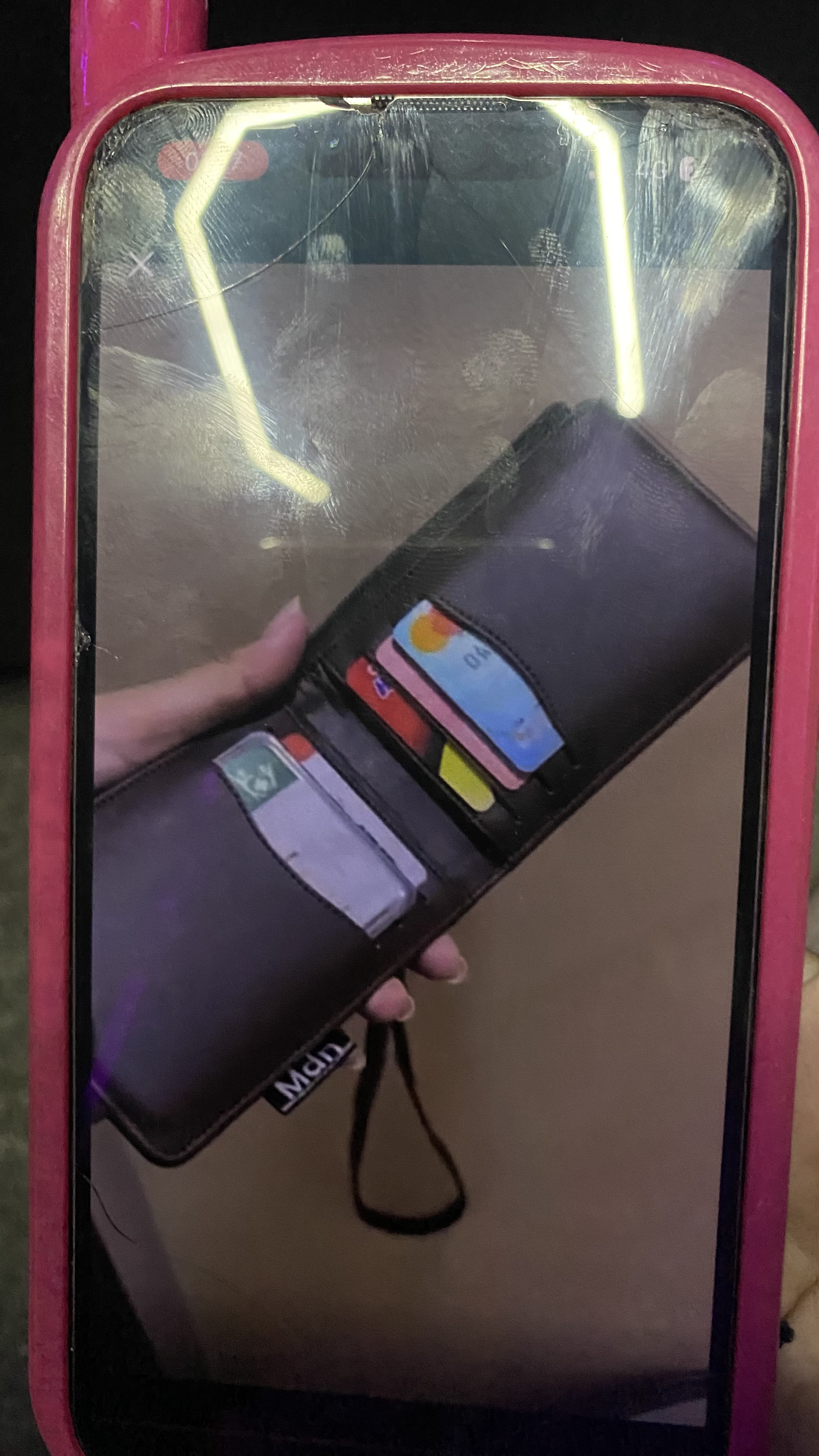 Foto laporan Dompet (HB6827)