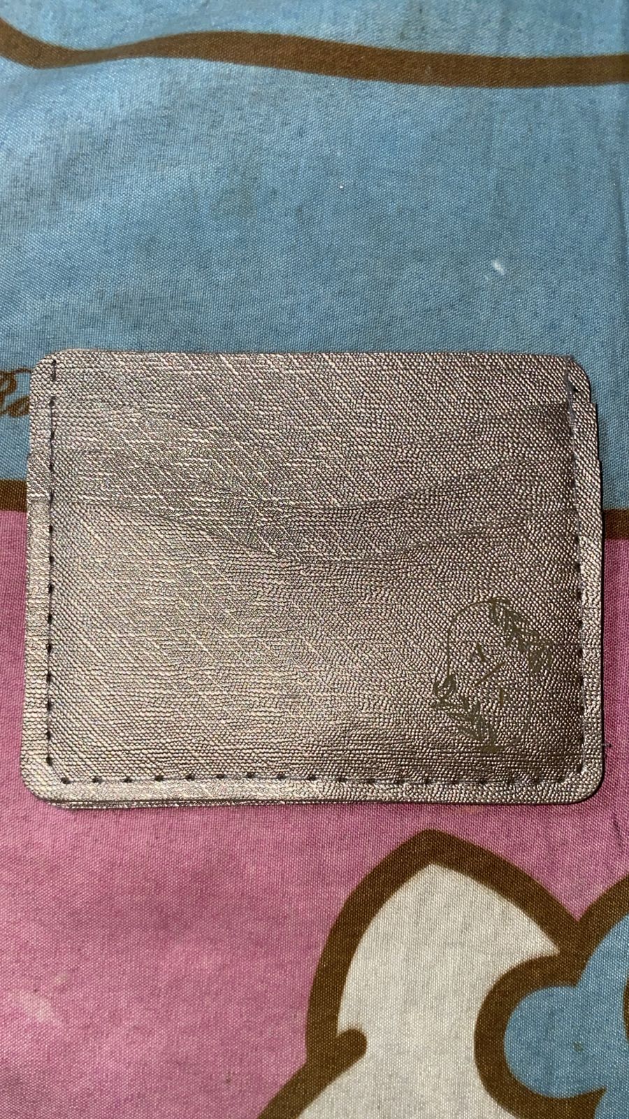 Foto laporan Dompet kartu (HB6846)
