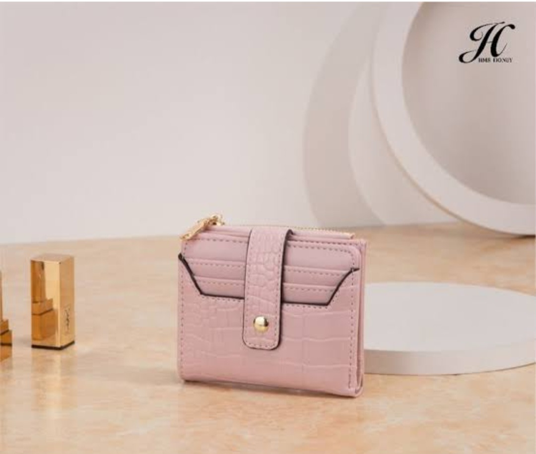 Foto laporan Dompet (HB6964)