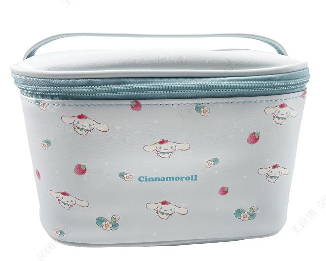 Foto laporan Pouch make up yang isinya full (HB7149)