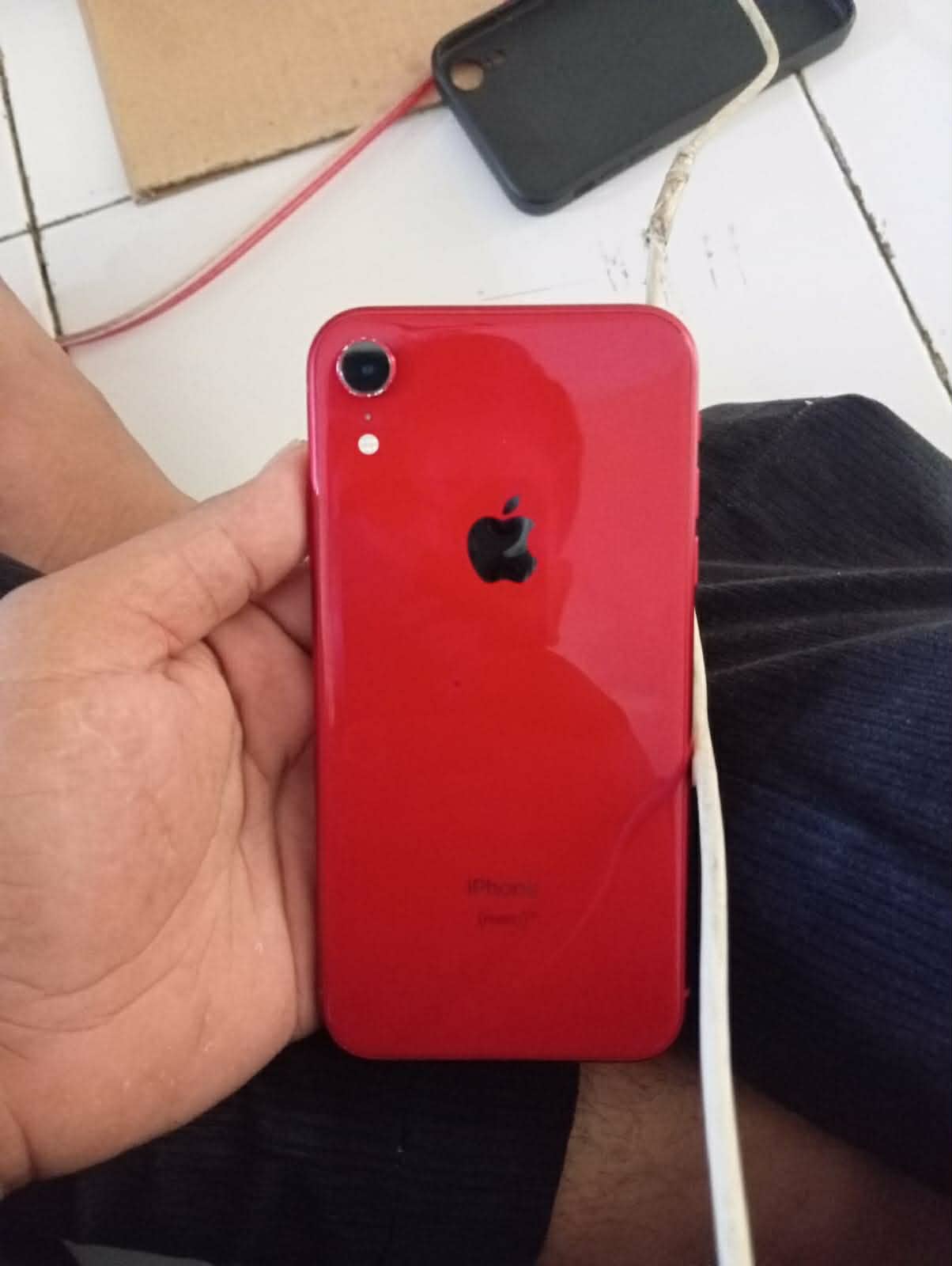 Foto laporan Hp iphone xr warna merah (HB7151)