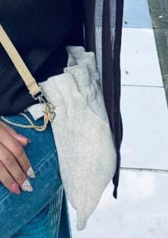 Foto laporan tas berisi STNK KTP kartu pelajar uang (HB7170)