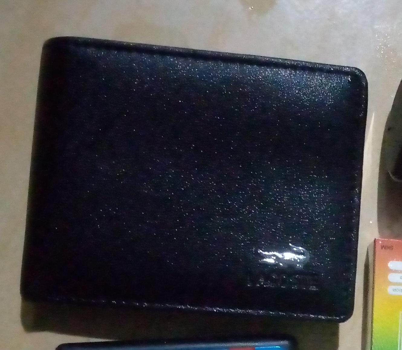Foto laporan dompet warna item (HB7176)