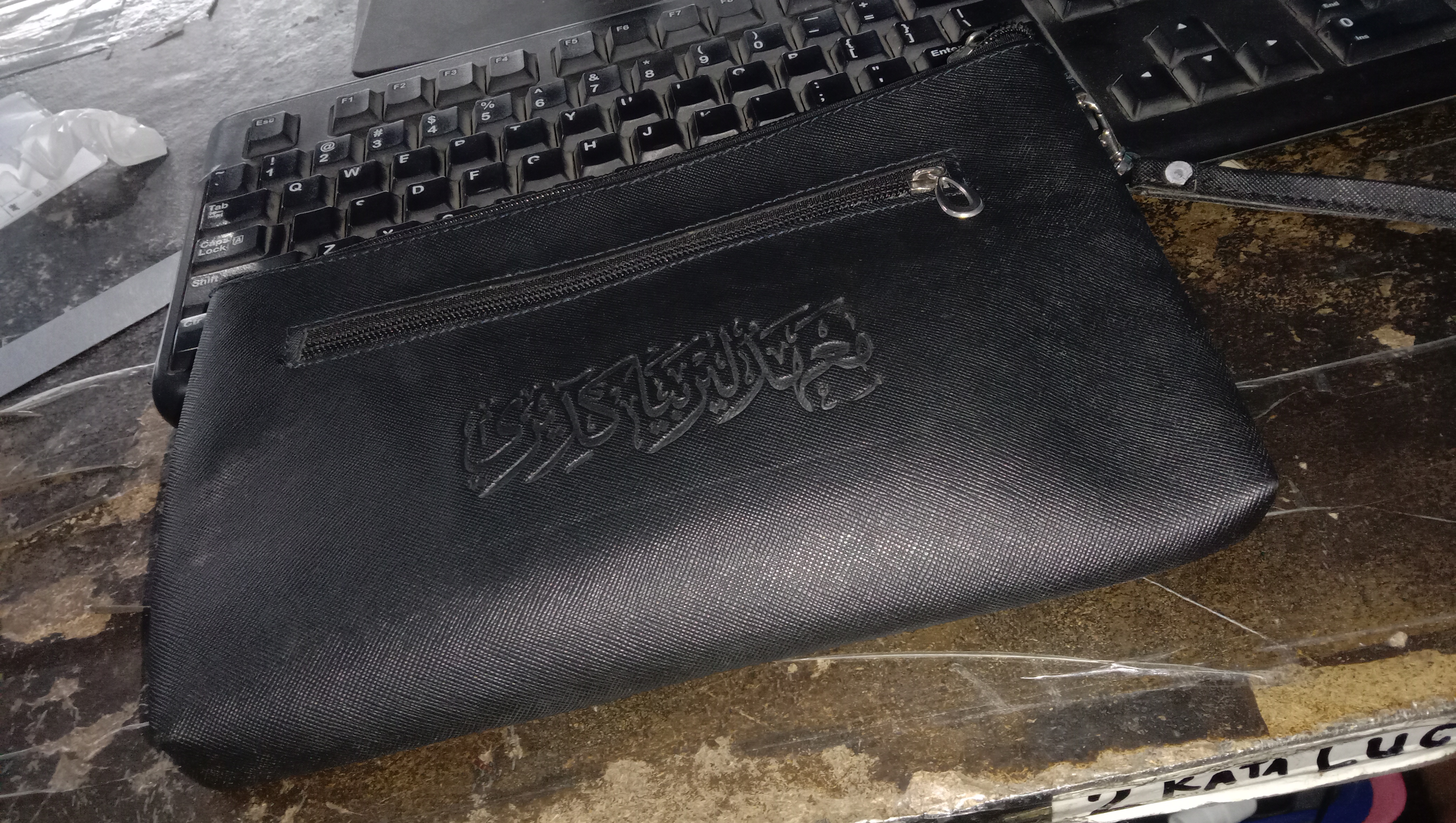 Foto laporan Tas tangan warna hitam (TB0002)